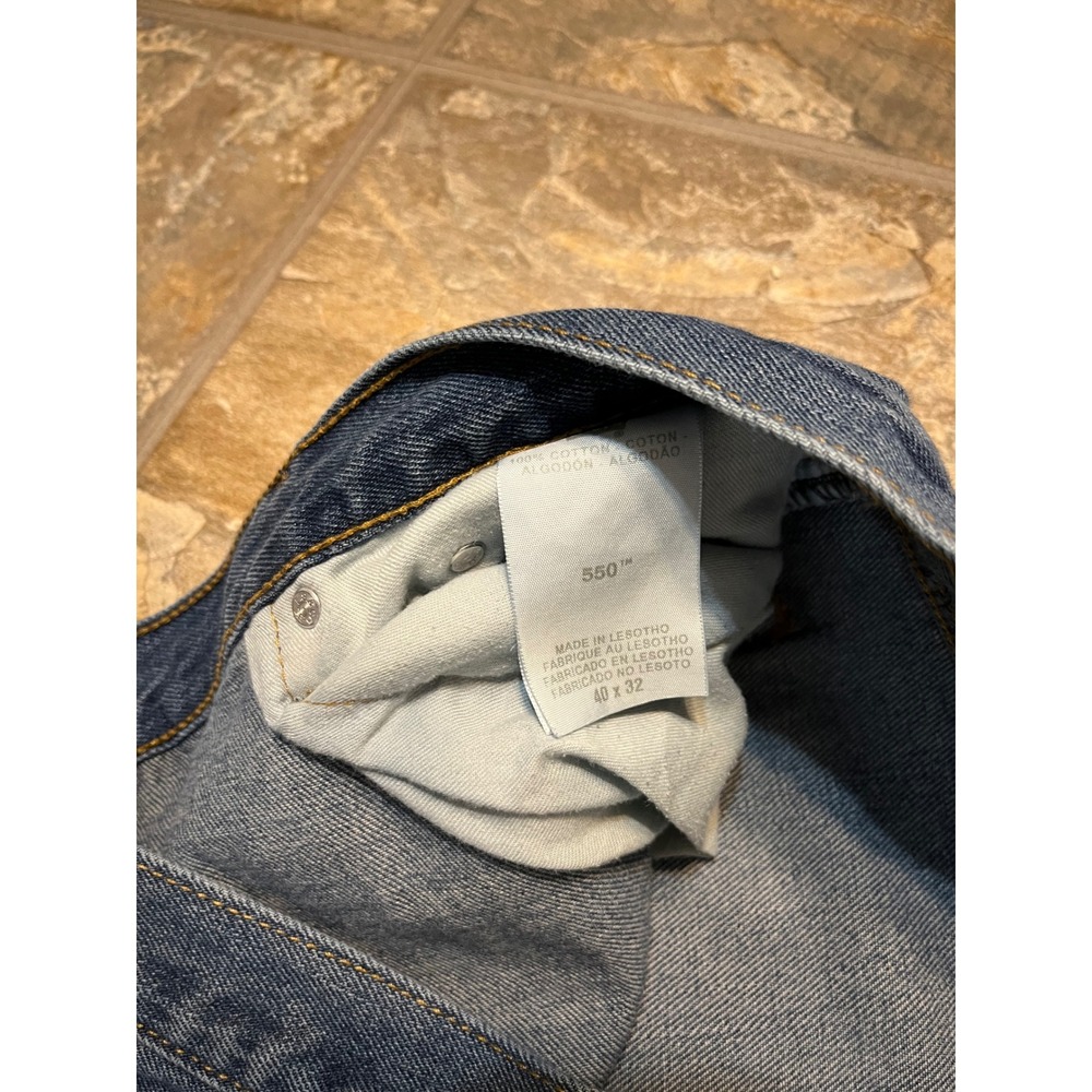 Levi's 550 Relaxed Fit Jeans Mens 40x32 Blue Medium Wash Tapered Leg - Picture 5 of 9